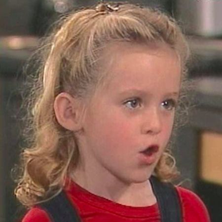 Young Kathryn Newton with her mouth open